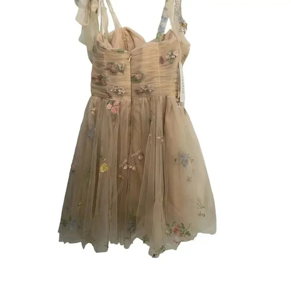 Lavetir Yellow Sleeveless Floral Embroidered Tulle Mini Dress forget me not - Picture 9 of 12